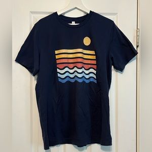 Threadless navy blue tee shirt with stripes screen print- size L